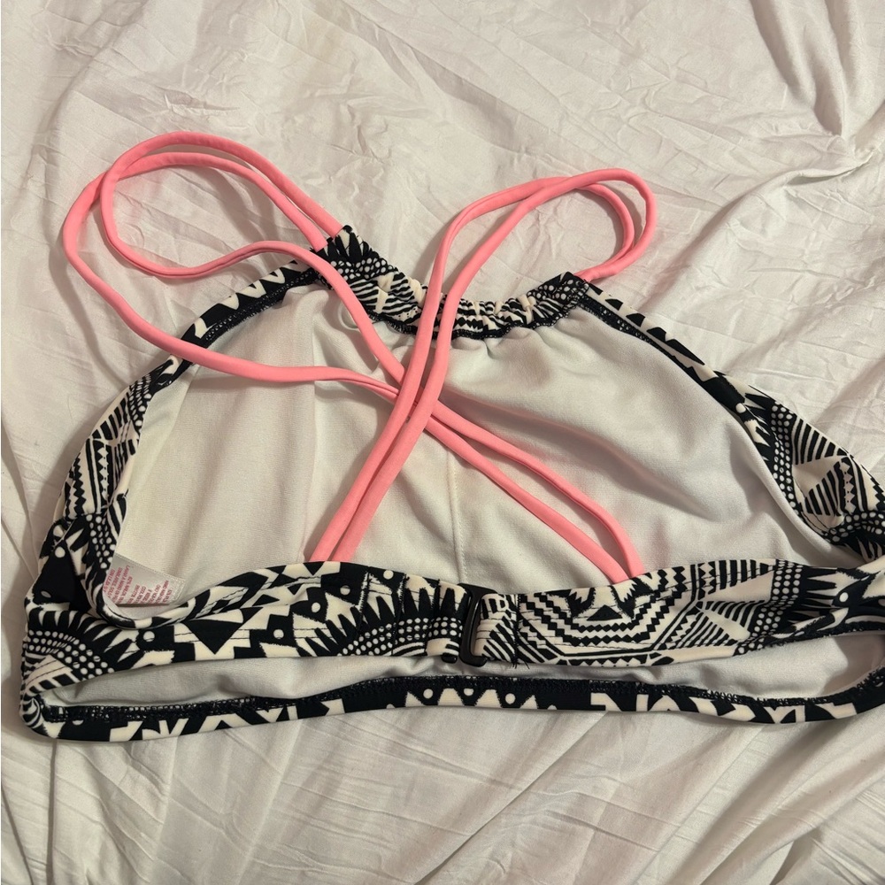bikini top - Picture 3 of 3